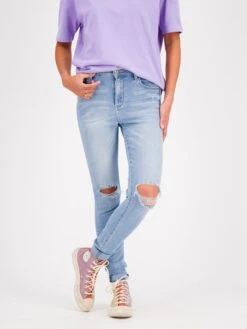 Jeans "Blossom" - Skinny Fit - In Hellblau -Widmannca Verkaufe raizzed r jeans blossom skinny fit in hellblau 3