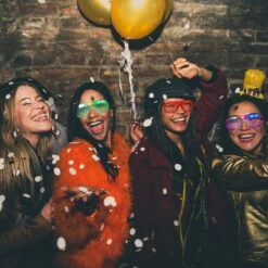 Partybrille In Zufallsfarbe -Widmannca Verkaufe relaxdays partybrille in zufallsfarbe 5